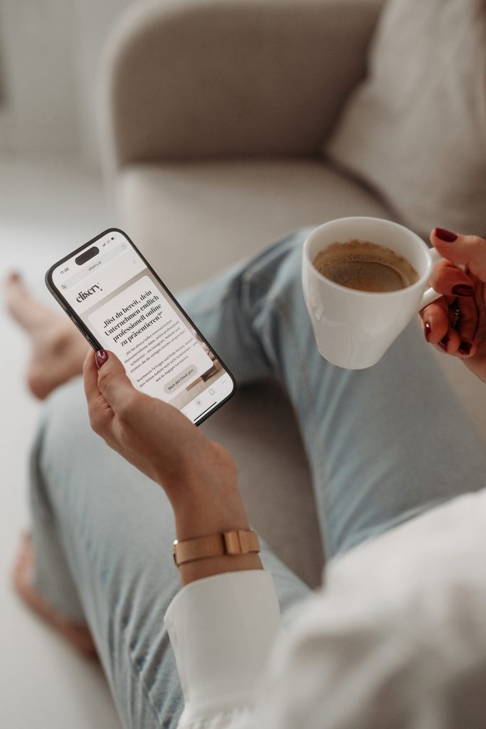 Renata von elisery social media studio